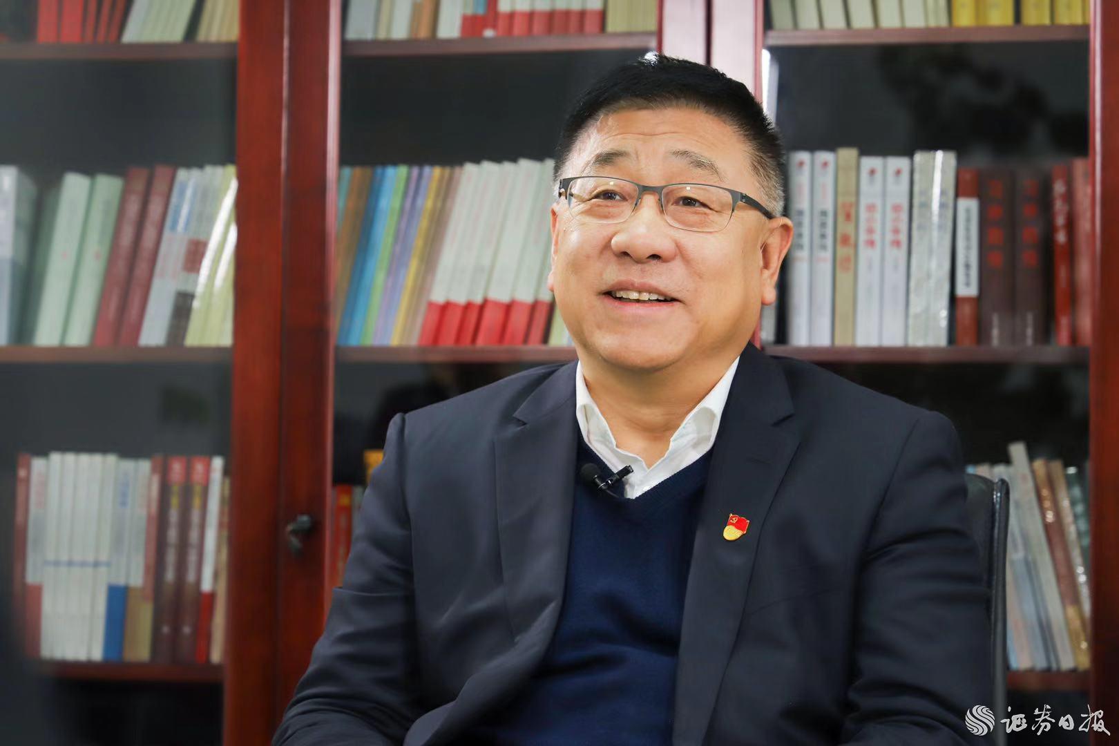 華潤(rùn)雙鶴董事長(zhǎng)馮毅.jpg